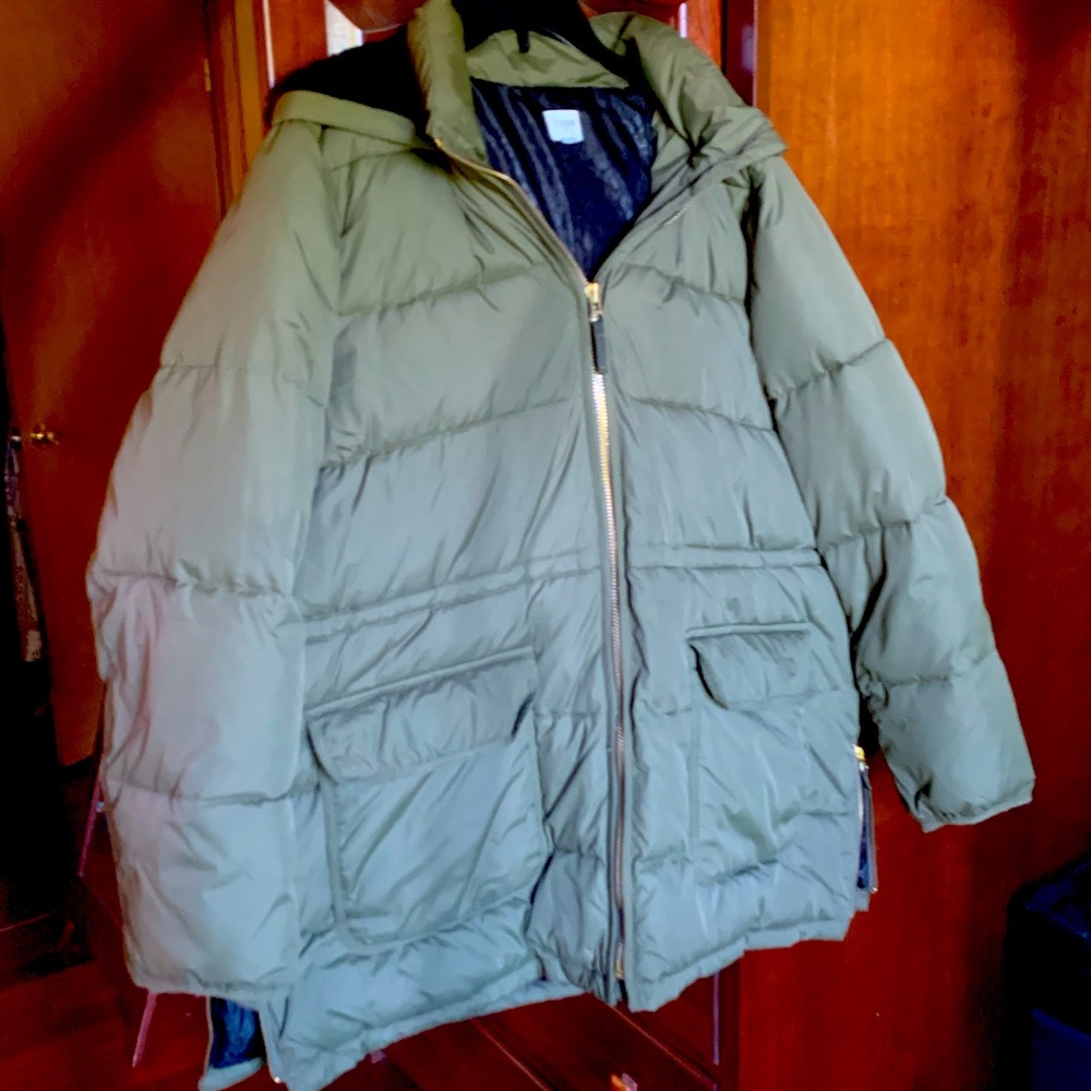 JCrew Commuter puffer coat. Women's 2x. Never worn.